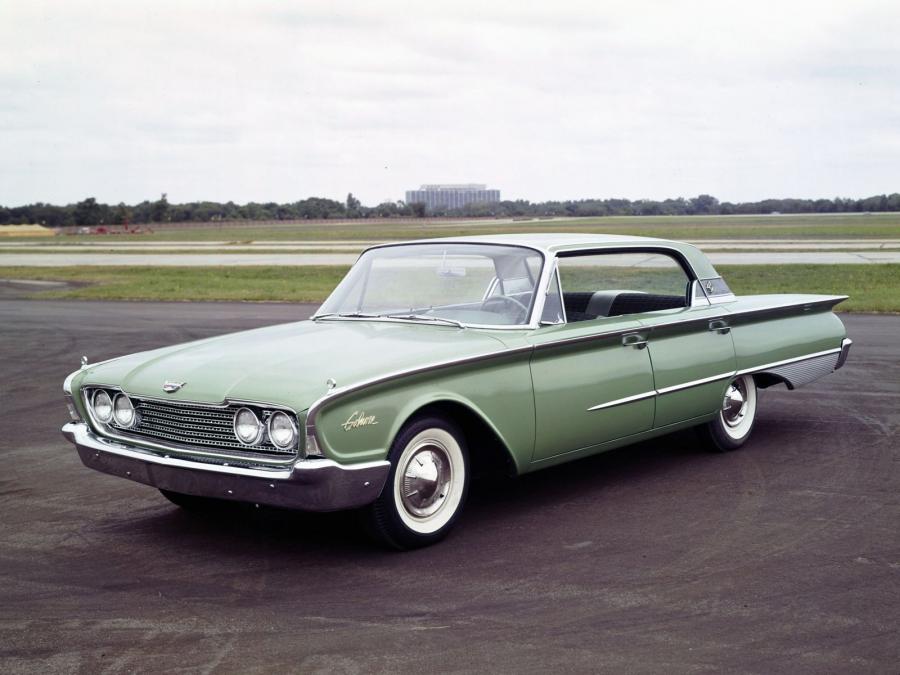  Ford Galaxie Town Victoria 1960 года  (фото 3 из 5)